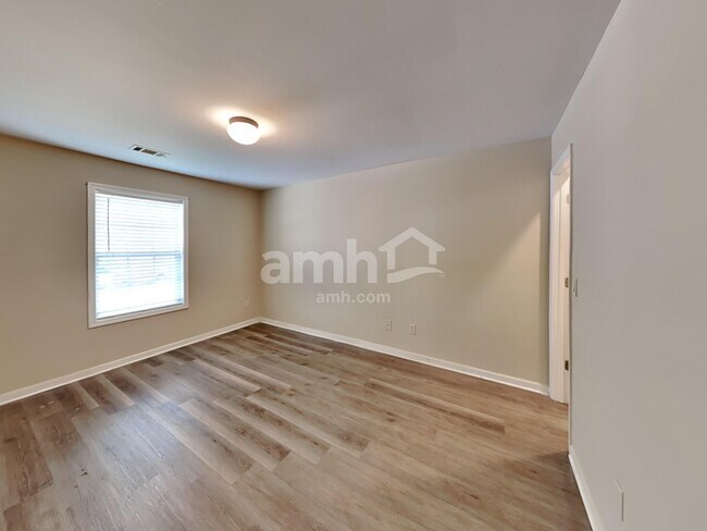 Building Photo - 31 Trayton Way