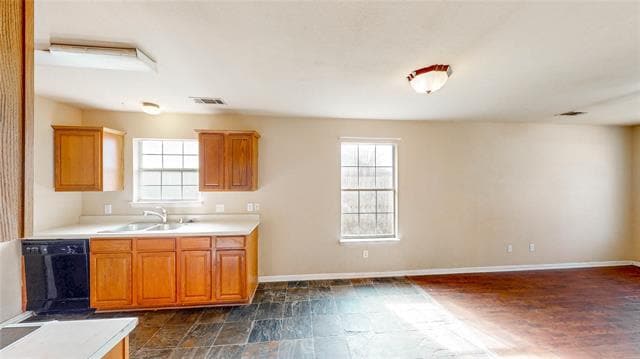 Building Photo - 701 E College St