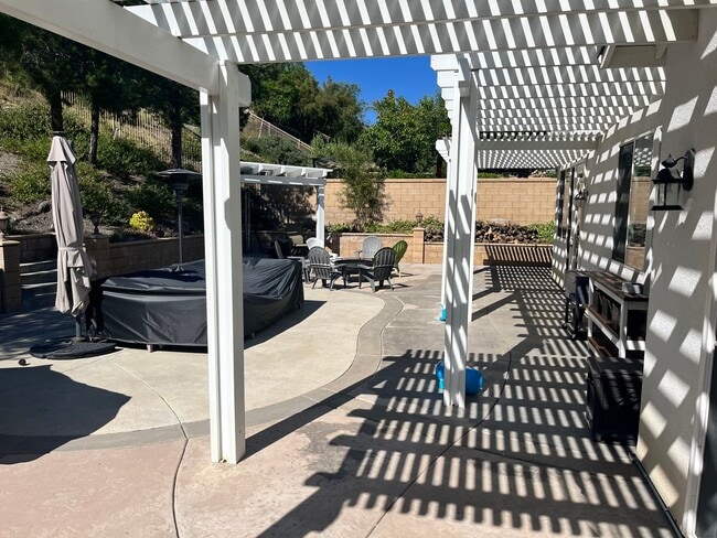 Building Photo - Single Story in Greer Ranch