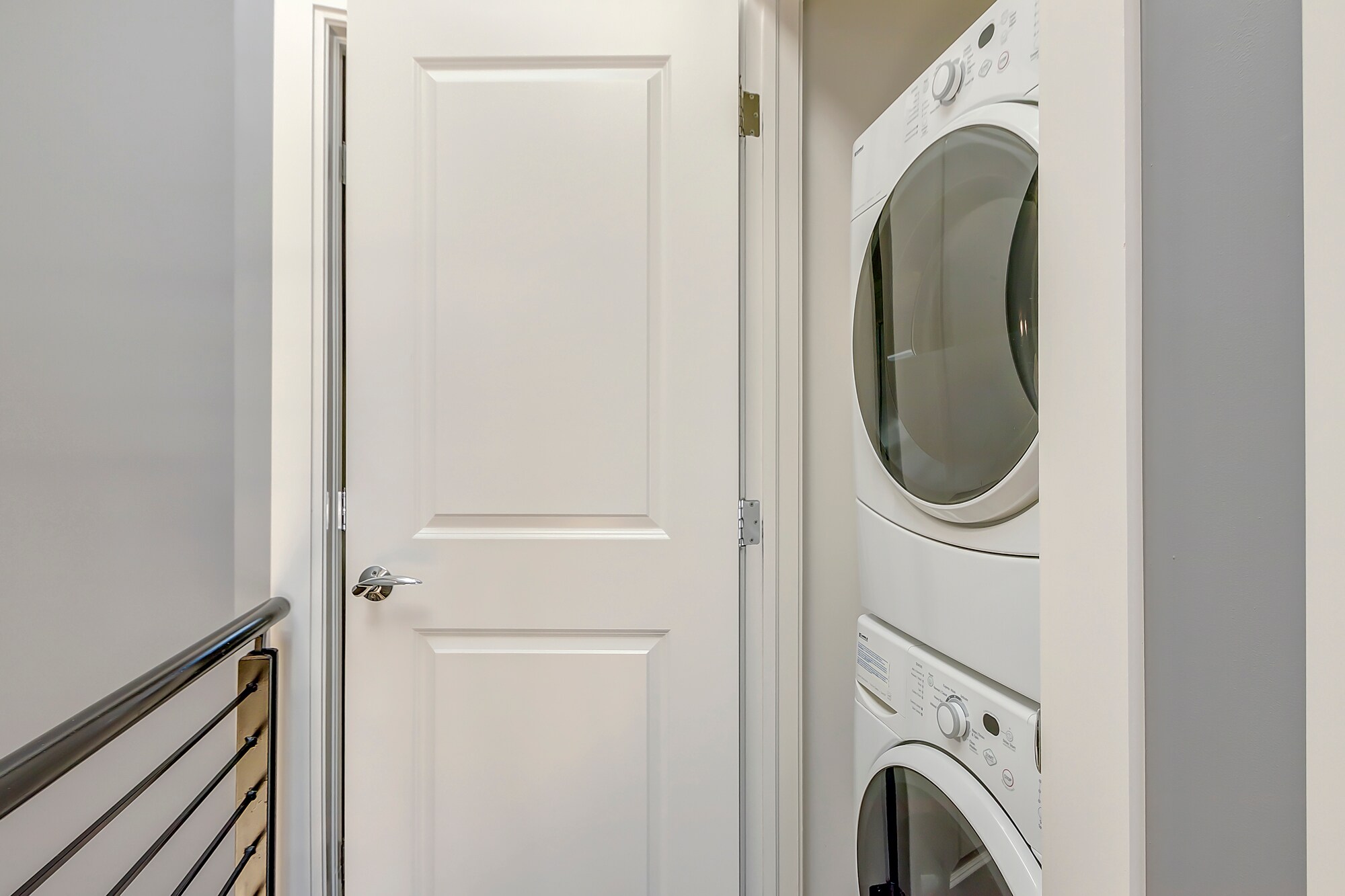 W/D. - 2345 Walnut Street Unit 17