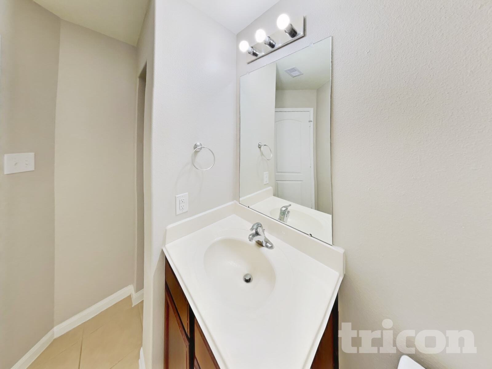 Building Photo - 32608 Decker Creek Dr