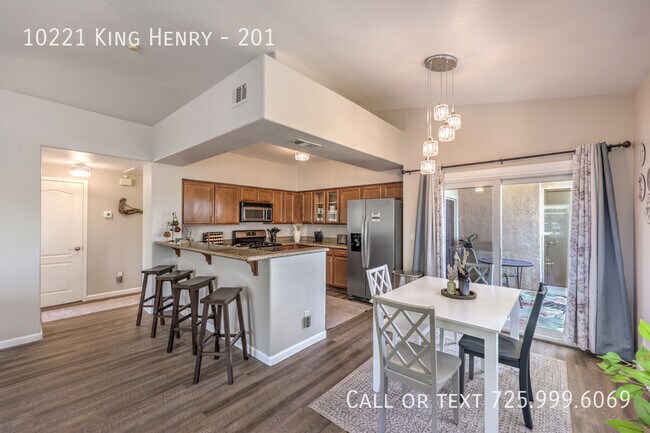 Building Photo - 10221 King Henry Ave