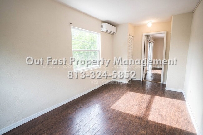 Building Photo - 537 2nd St N