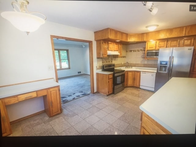 Dine in Kitchen - 1113 9th Ave S