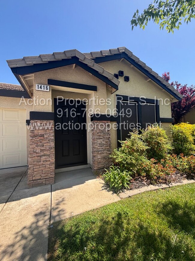 Building Photo - West Roseville LongMeadow 2 Gated, Single ...