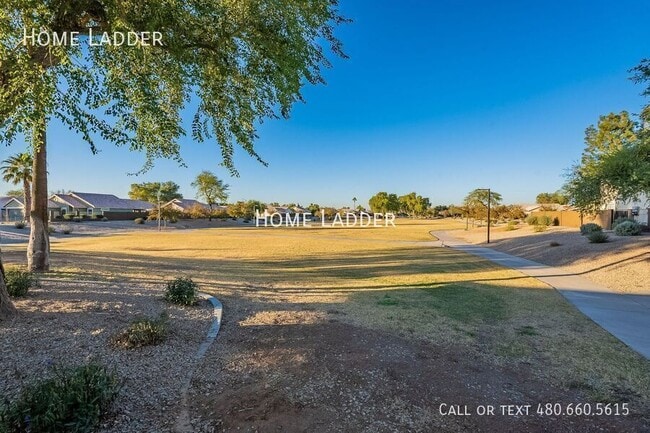 Building Photo - 16030 W Woodlands Ave