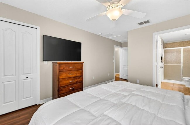 Building Photo - 2713 Lantern Hill Ave