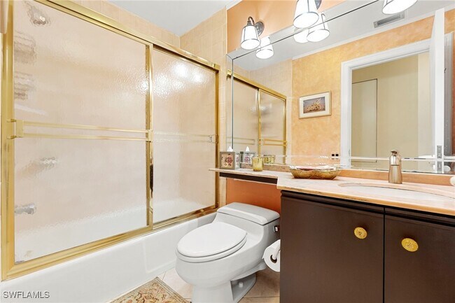 Building Photo - 305 La Peninsula Blvd