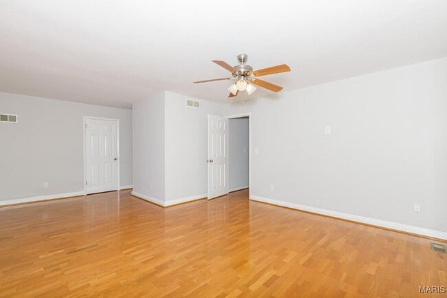 Building Photo - 1836 Rockmoor Dr