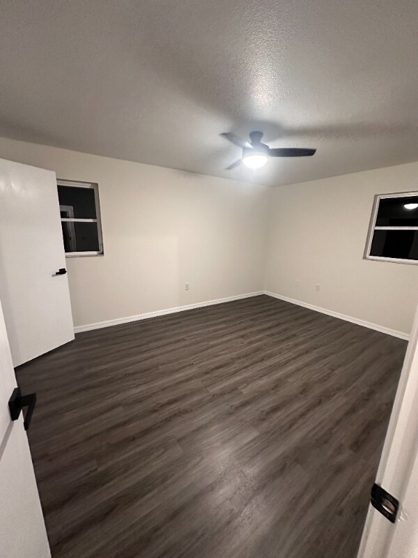 Building Photo - 3100 Thomas Rd