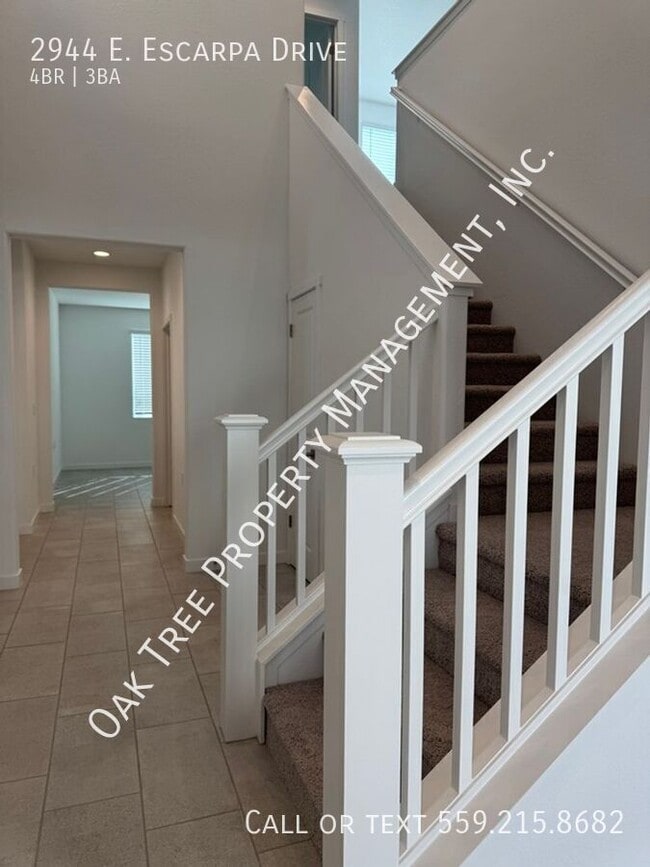 Building Photo - 2944 E Escarpa Dr