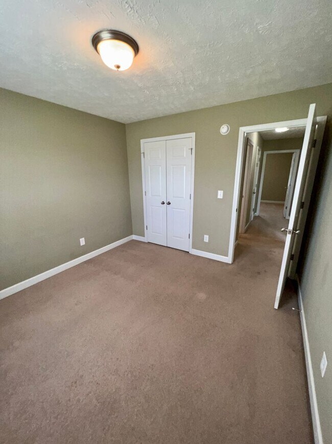 Building Photo - 1030 Coral Drive