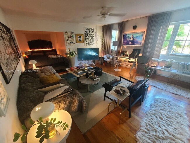 Primary Photo - 1308 Drexel Ave