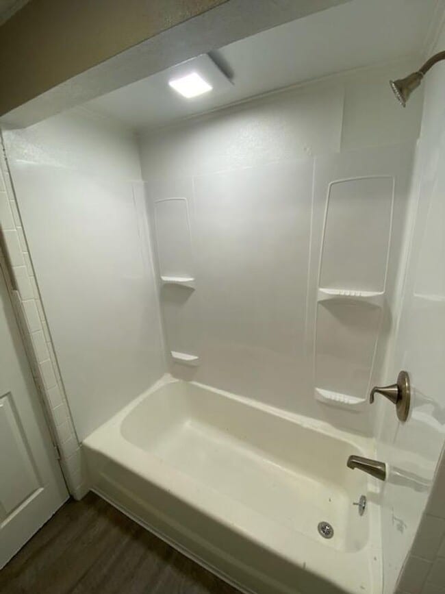 Building Photo - Rockland