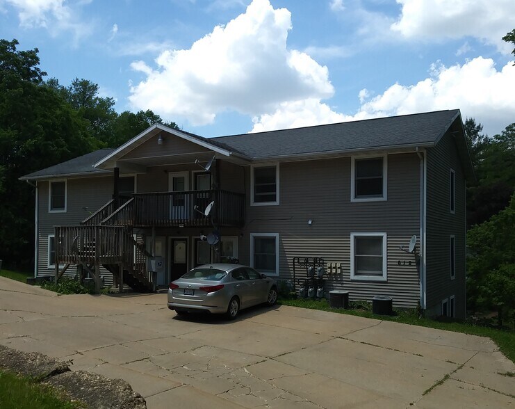 Primary Photo - 610 Elk St
