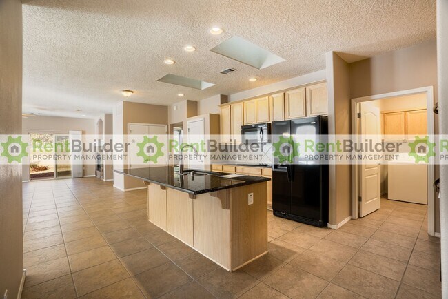 Building Photo - 1027 Desert Willow Ct