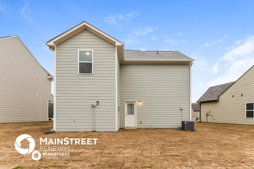 Building Photo - 690 Clover Cir