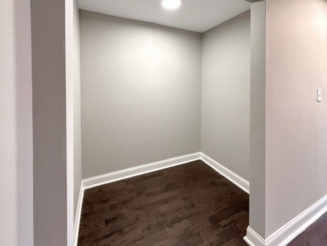 Building Photo - Charming Baltimore Rowhome with Private Backyard & Modern Updates