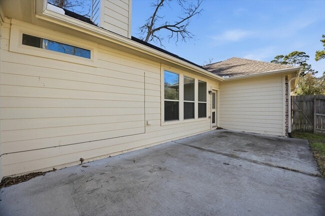 Building Photo - 3411 Country Club Blvd