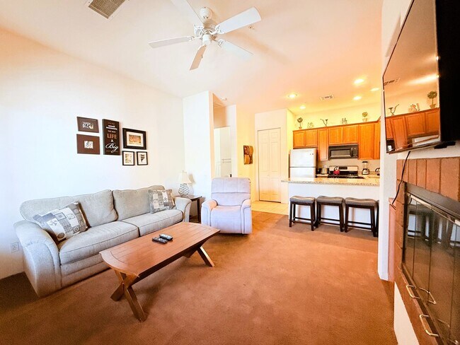 Building Photo - COMING SOON!! 1 Bedroom 1 Bathroom Condo in Casitas Las Rosas in La Quinta