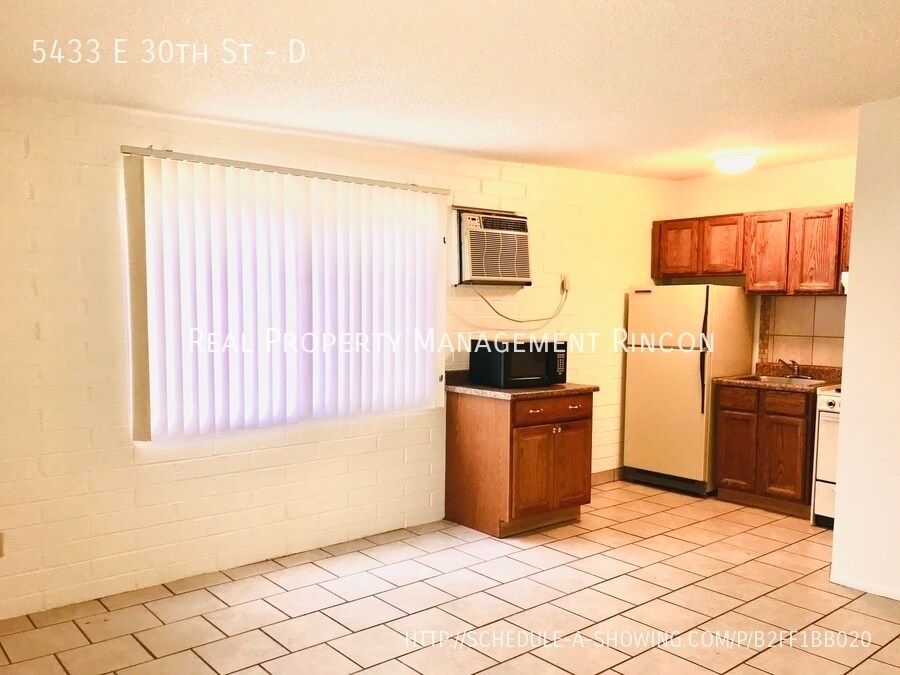 Building Photo - 5433 E 30th St