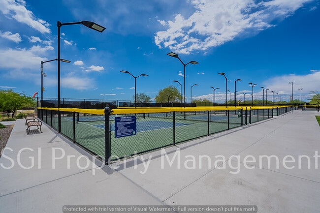 Building Photo - 39531 N White Tail Ln