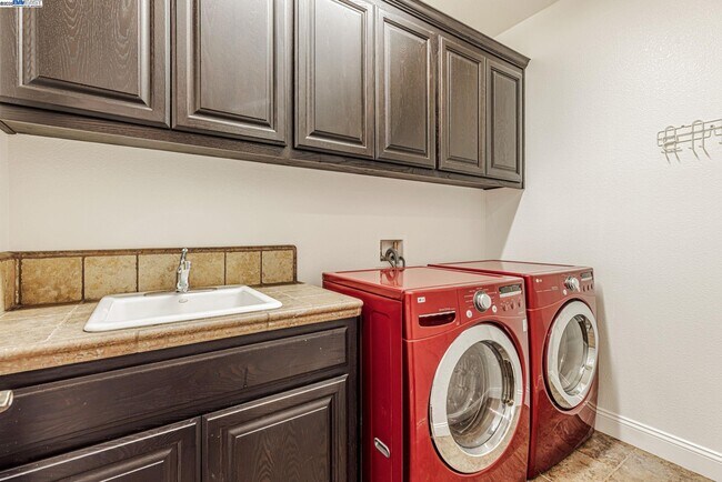 Building Photo - 3579 Rimini Ln