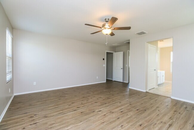 Building Photo - 6921 E Peralta Cir