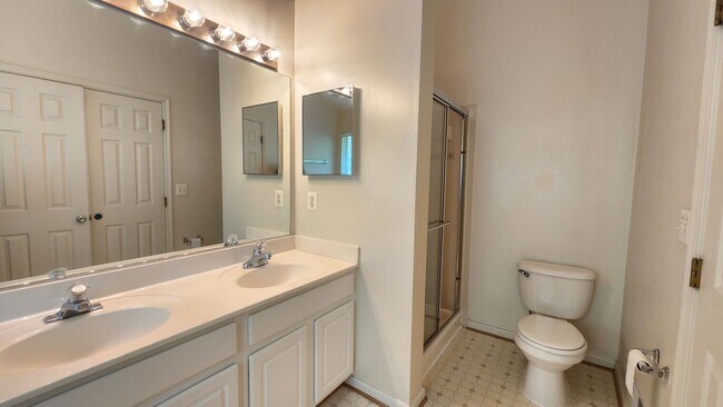 Building Photo - Townhome in Island Creek Subdivision