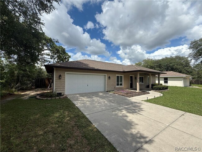 Building Photo - 3047 W Kirkwood Pl