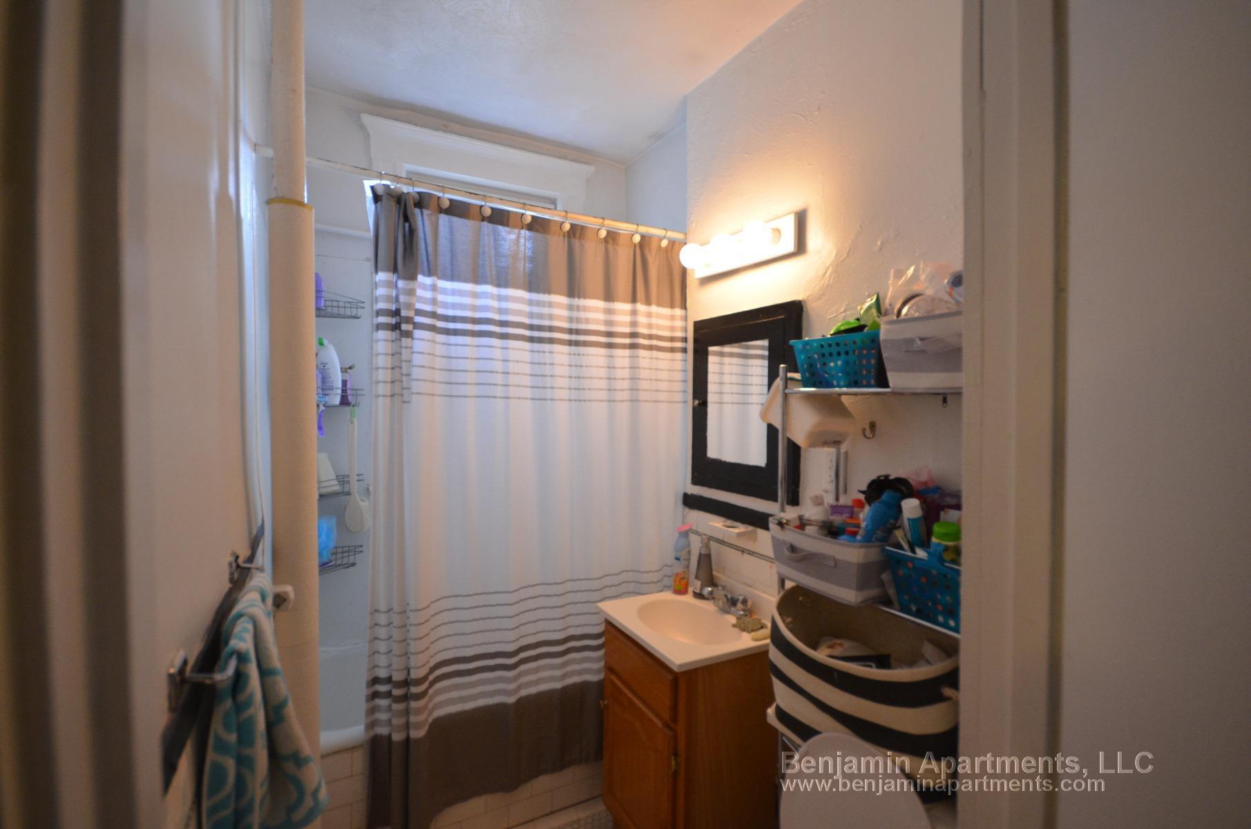 Building Photo - 1638 Commonwealth Ave