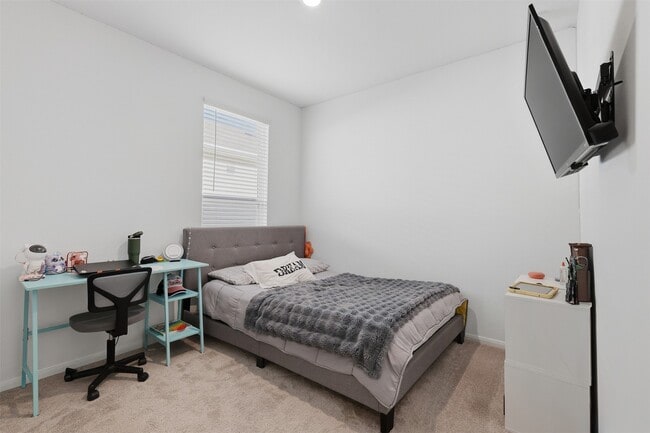 Building Photo - 24042 Hay Needle Ln