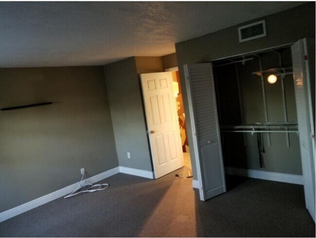 Building Photo - 3680 SW 59th Ave