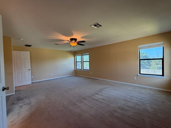 Building Photo - 2250 Howry Dr