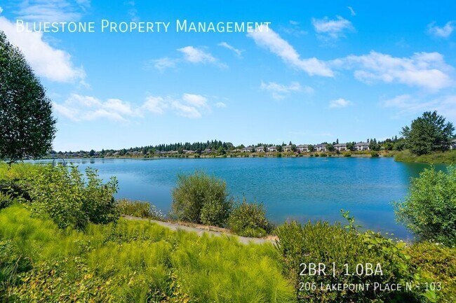 Building Photo - 206 Lakepoint Pl N