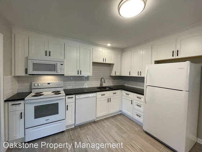 Building Photo - 3 br, 1.5 bath House - 1262 Woodcroft Road
