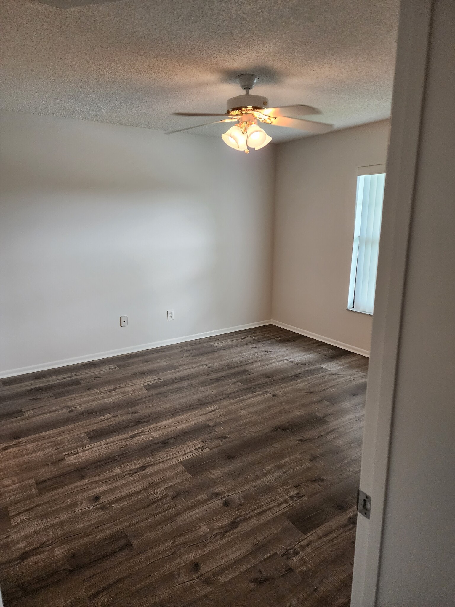 Building Photo - 28 Plantation Dr