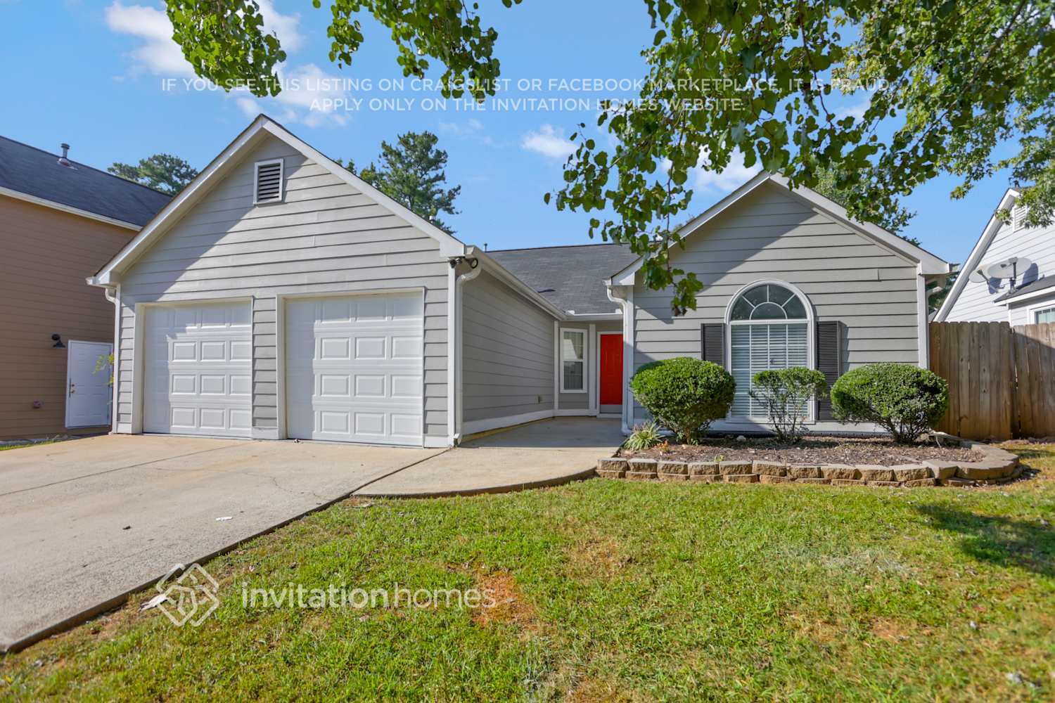 Building Photo - 2613 Lake Park Bend