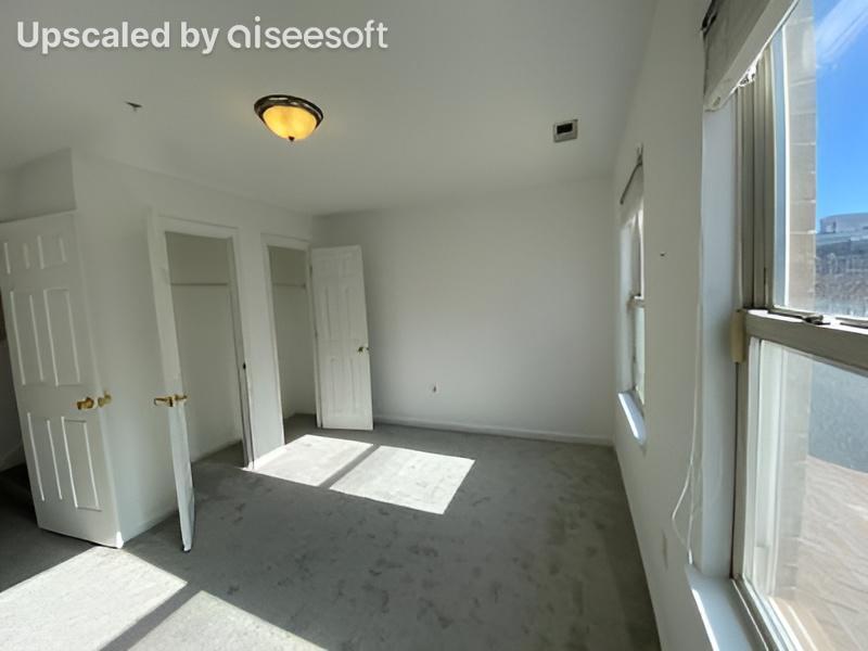 Building Photo - 1327 Belmont St NW