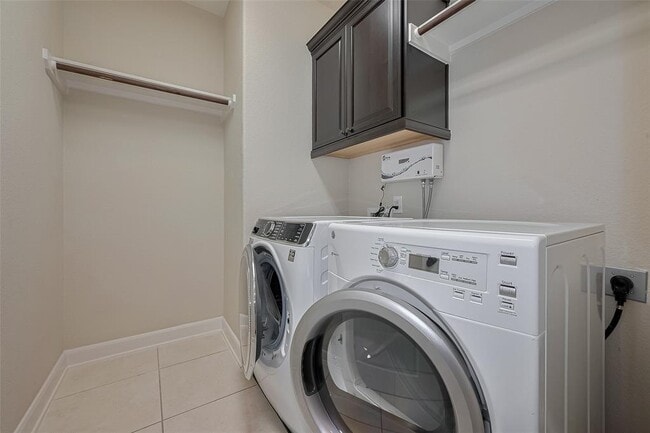 Building Photo - 155 Lindenberry Cir