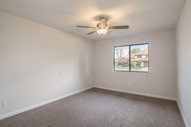 Building Photo - Drench Yourself in Luxury: 3-Bedroom Corner Oasis with a Sparkling Pool!