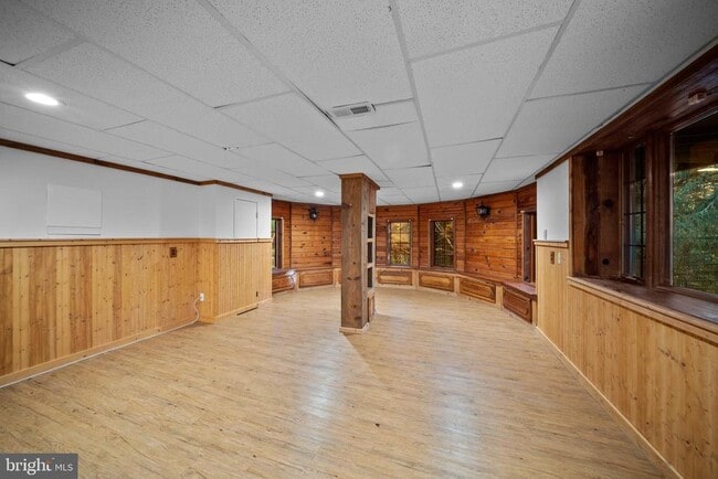 Building Photo - 15024 Wheeler Ln