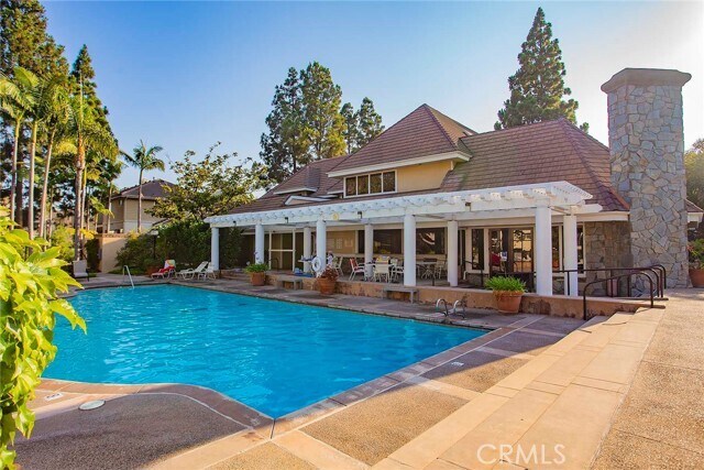 Building Photo - 2563 Plaza del Amo Plz