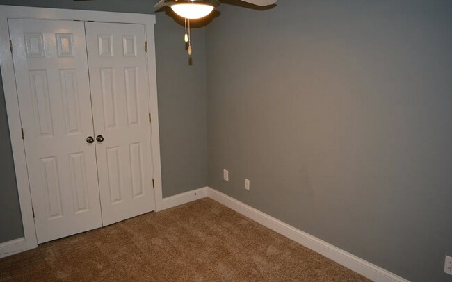 Building Photo - 130 Adam Ridge Ln