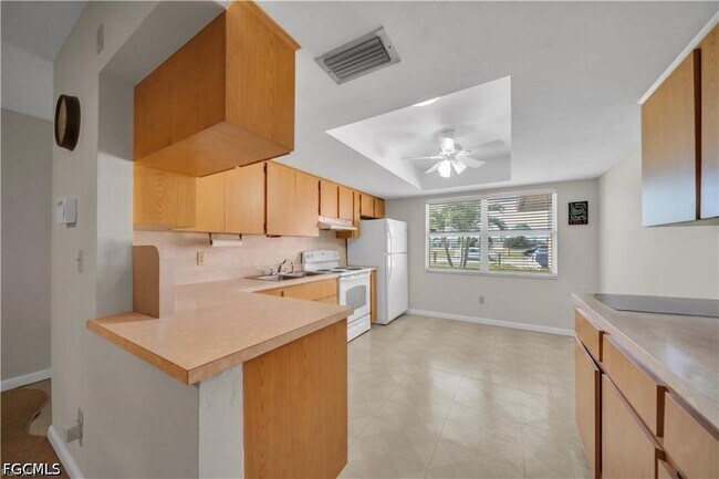 Building Photo - 836 Trafalgar Pkwy