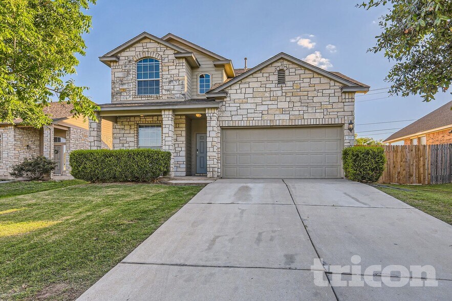 Building Photo - 257 Verano Dr