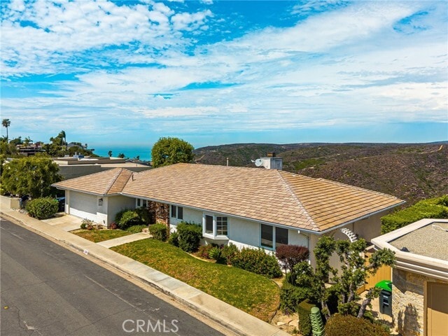 Building Photo - 1545 Skyline Dr
