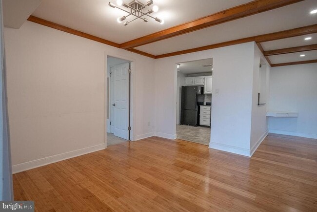 Building Photo - 504 Mountainview Dr