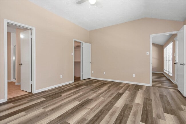 Building Photo - 8235 Alabaster Dr