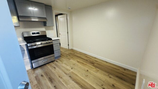 Building Photo - 385 Redondo Ave